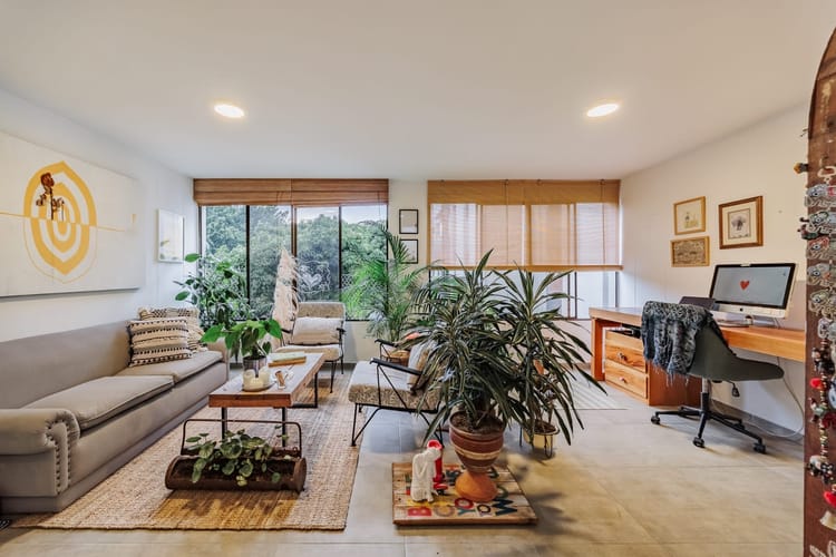 Apartamento de 2 alcobas en arriendo en El Poblado, Medellín, 67 m² · foto 2 de 11