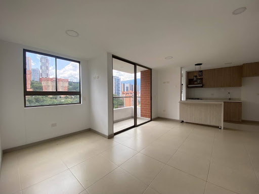 Apartamento en arriendo en Las Lomitas, Sabaneta · foto 3 de 13