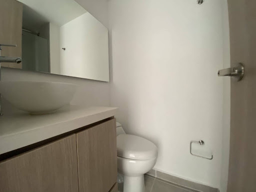 Apartamento en arriendo en Las Lomitas, Sabaneta · foto 9 de 13