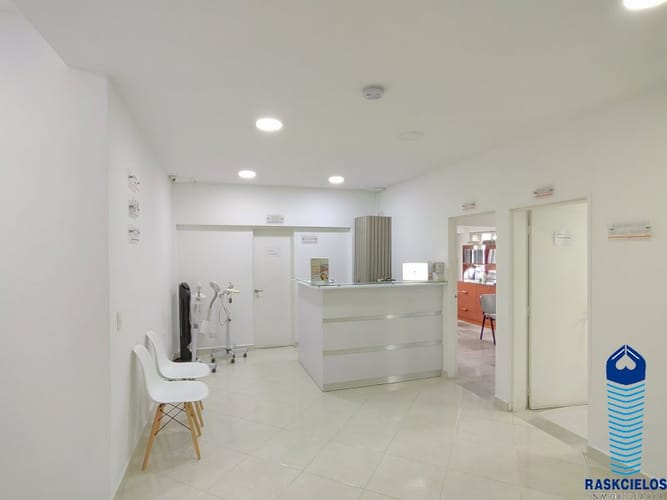 Local en arriendo en Conquistadores, Medellín, 250 m² · foto 3 de 8