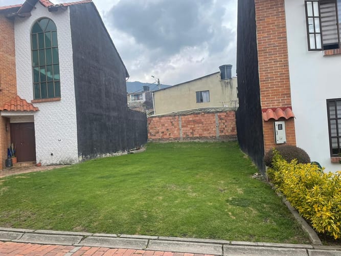 Lote en venta en Pueblo Viejo, Cota, 154 m² · foto 5 de 10