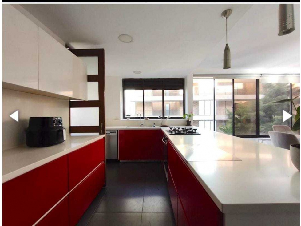 Apartamento en venta en El Poblado, Medellín · foto 9 de 24