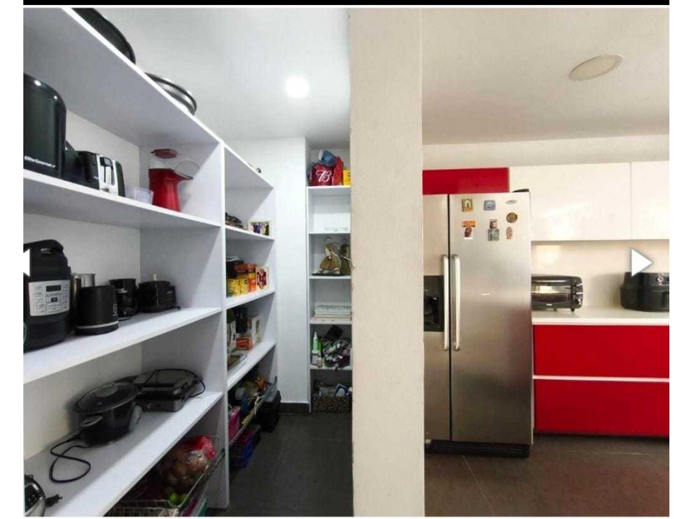 Apartamento en venta en El Poblado, Medellín · foto 12 de 24