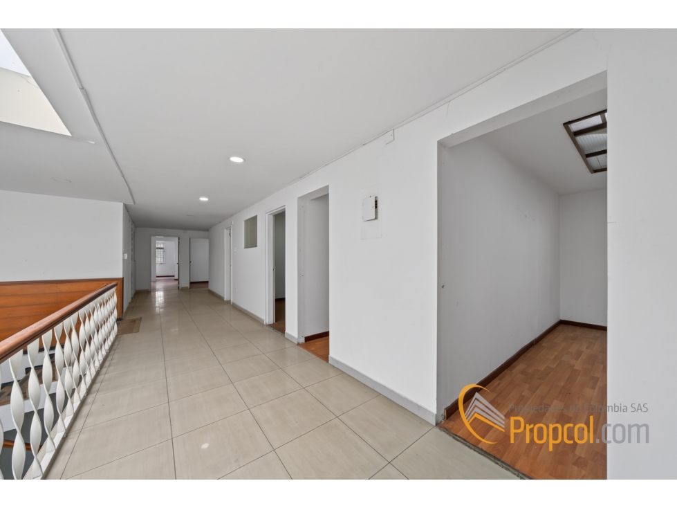 Casa en venta en San Luis, Bogotá · foto 10 de 11