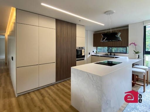 Apartamento en venta en Altos Del Poblado, Medellín · foto 11 de 24