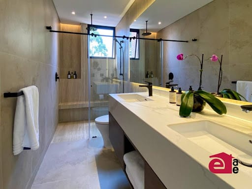 Apartamento en venta en Altos Del Poblado, Medellín · foto 17 de 24