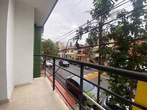 Oficina en arriendo en La Magnolia, Envigado, 20 m² · foto 4 de 6