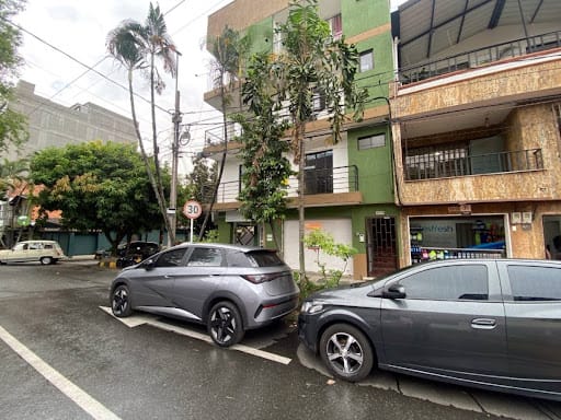 Oficina en arriendo en La Magnolia, Envigado, 20 m² · foto 6 de 6