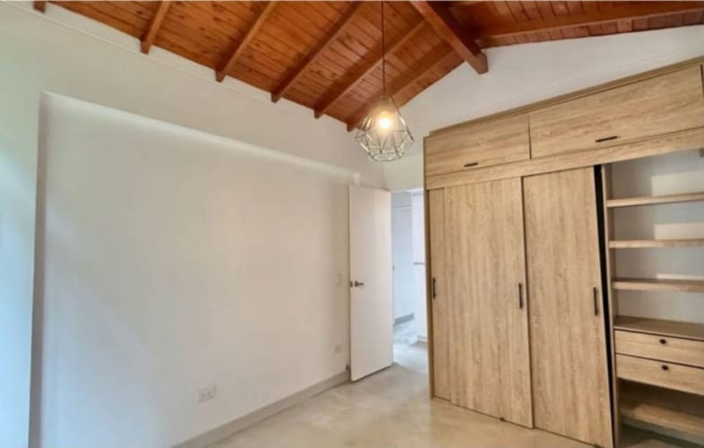 Apartamento en venta en El Poblado, Medellín · foto 4 de 16