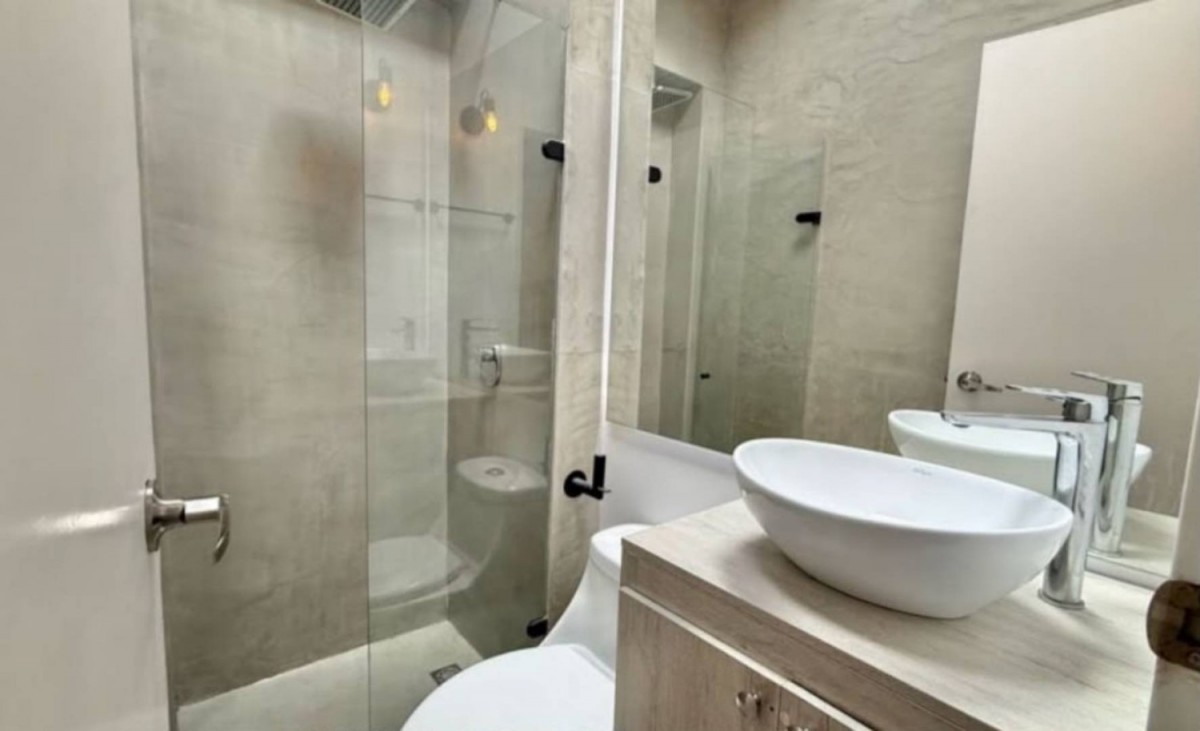 Apartamento en venta en El Poblado, Medellín · foto 10 de 16