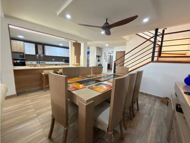 Casa de 4 alcobas en venta en Prados Del Norte, Cali, 225 m² · foto 2 de 20