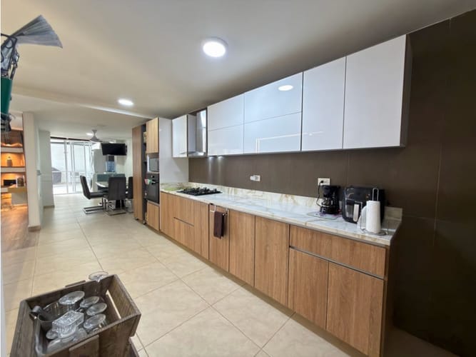 Casa de 4 alcobas en venta en Prados Del Norte, Cali, 225 m² · foto 5 de 20