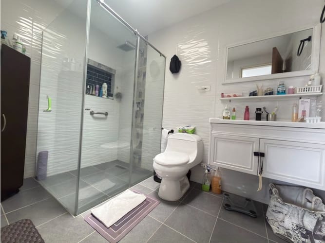 Casa de 4 alcobas en venta en Prados Del Norte, Cali, 225 m² · foto 13 de 20