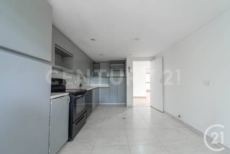 Apartamento de 3 alcobas en arriendo en Alejandría, Medellín, 197 m² · foto 18 de 20