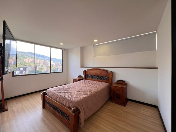 Apartamento de 2 alcobas en arriendo en El Poblado, Medellín, 87 m² · foto 7 de 13