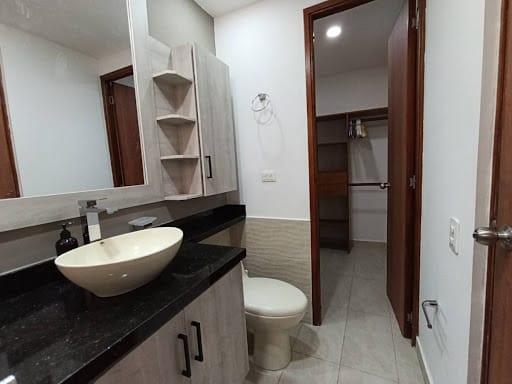 Apartamento en arriendo en Milla De Oro, Medellín · foto 15 de 17