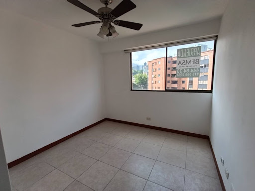 Apartamento en arriendo en Milla De Oro, Medellín · foto 17 de 17
