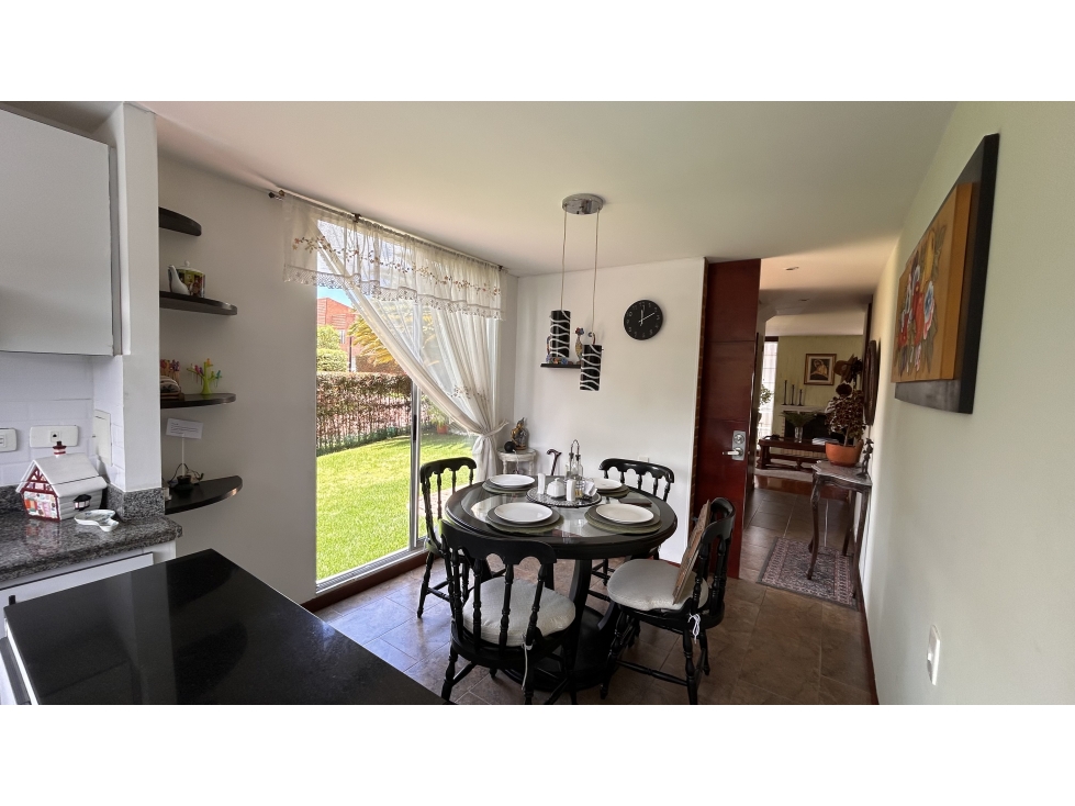 Casa en venta en Chuntame, Cajicá · foto 3 de 24