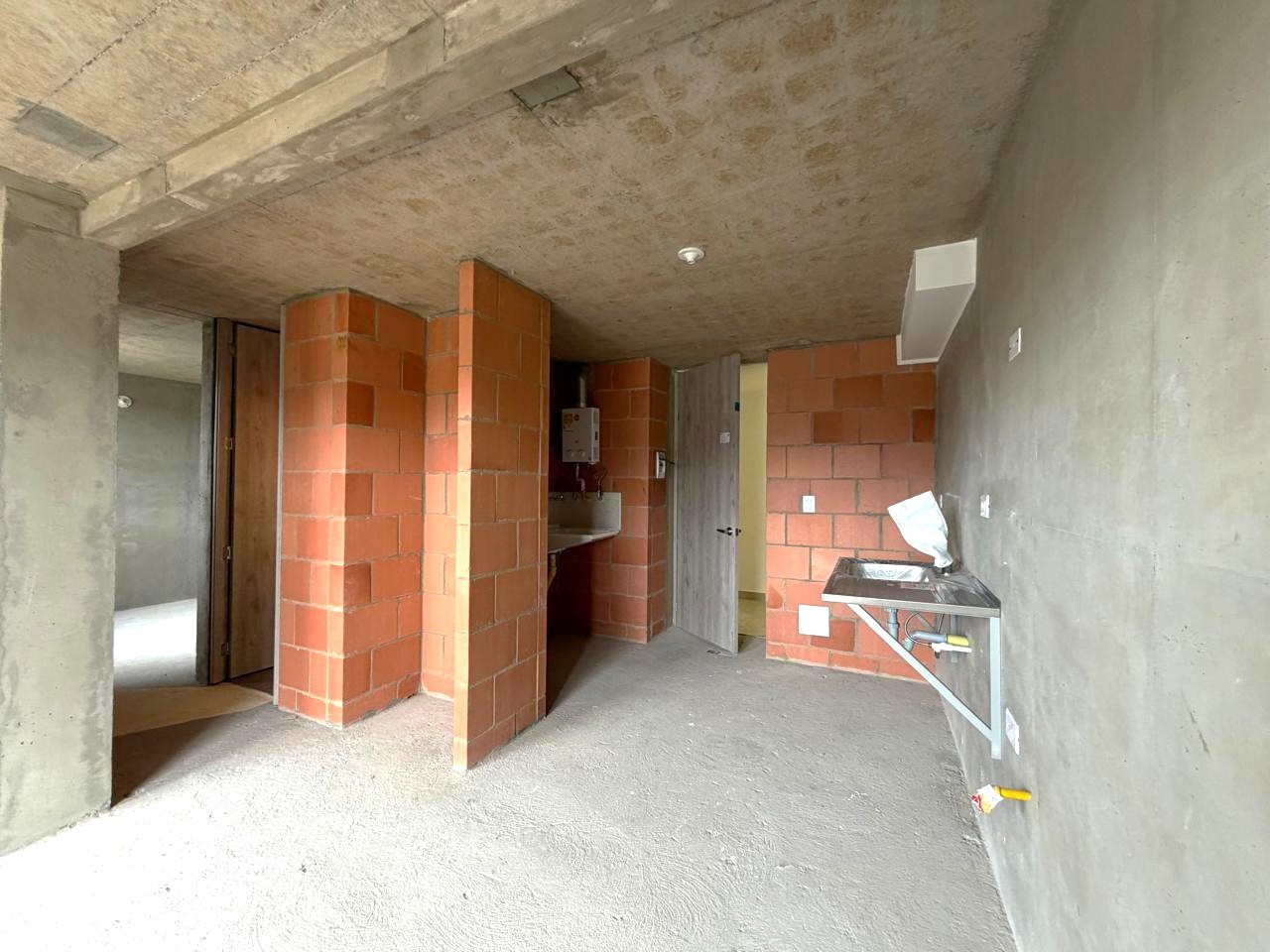 Apartamento en venta en Ciudad Salitre, Bogotá · foto 5 de 12