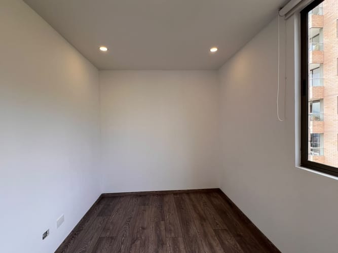 Apartamento de 2 alcobas en arriendo en El Poblado, Medellín, 68 m² · foto 7 de 11