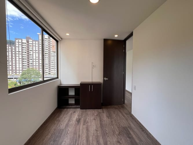 Apartamento de 2 alcobas en arriendo en El Poblado, Medellín, 68 m² · foto 3 de 11