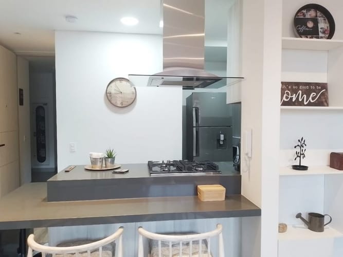 Apartamento de 1 alcoba en venta en El Poblado, Medellín, 63 m² · foto 6 de 13