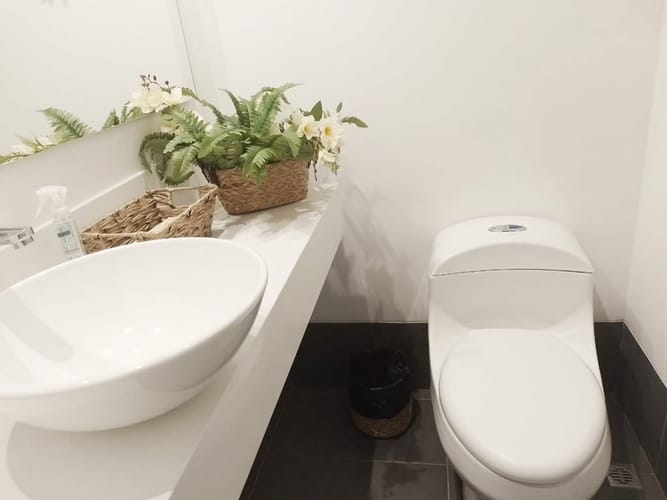 Apartamento de 1 alcoba en venta en El Poblado, Medellín, 63 m² · foto 12 de 13
