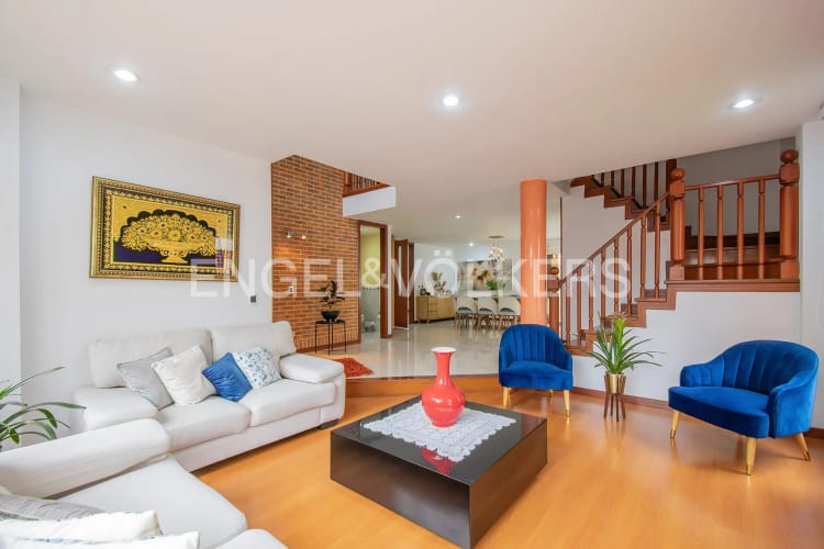 Casa de 4 alcobas en venta en San Jose De Los Nogales, Chía, 286 m² · foto 3 de 20