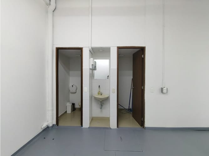 Bodega en venta en Aeropuerto, Rionegro, 213 m² · foto 6 de 8