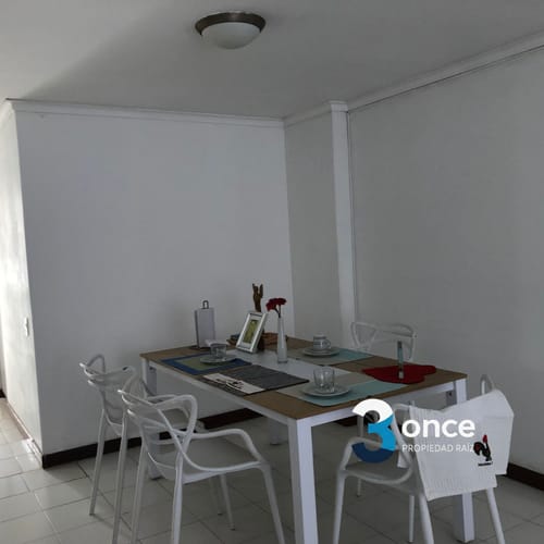Apartamento de 4 alcobas en venta en La Floresta, Medellín, 96 m² · foto 11 de 13