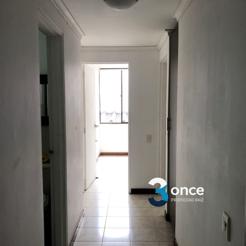 Apartamento de 4 alcobas en venta en La Floresta, Medellín, 96 m² · foto 10 de 13