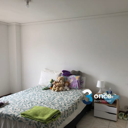 Apartamento de 4 alcobas en venta en La Floresta, Medellín, 96 m² · foto 6 de 13
