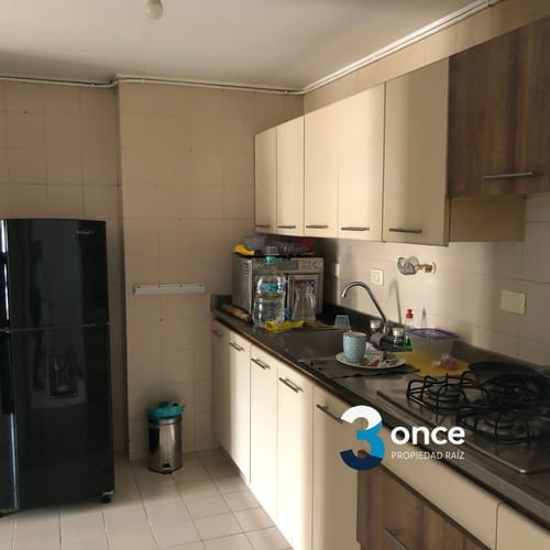 Apartamento de 4 alcobas en venta en La Floresta, Medellín, 96 m² · foto 3 de 13