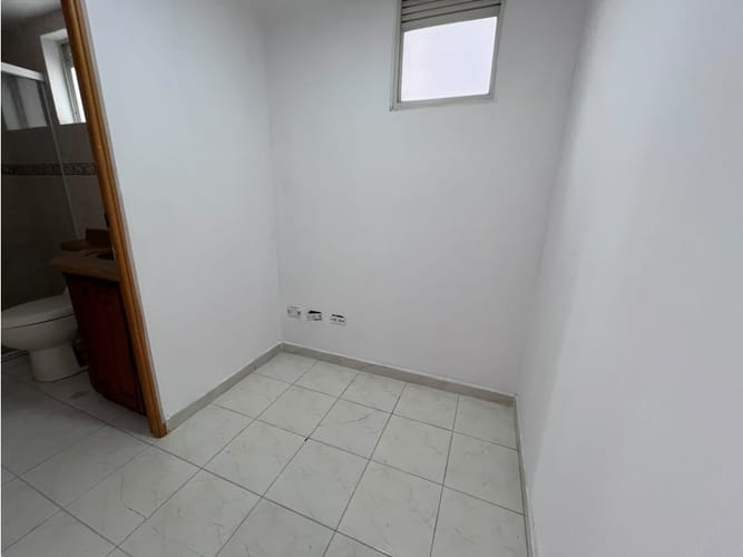 Apartamento de 3 alcobas en venta en Loma Del Indio, Sabaneta, 100 m² · foto 8 de 24