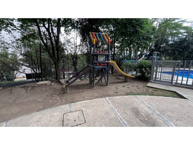 Apartamento de 3 alcobas en venta en Loma Del Indio, Sabaneta, 100 m² · foto 24 de 24