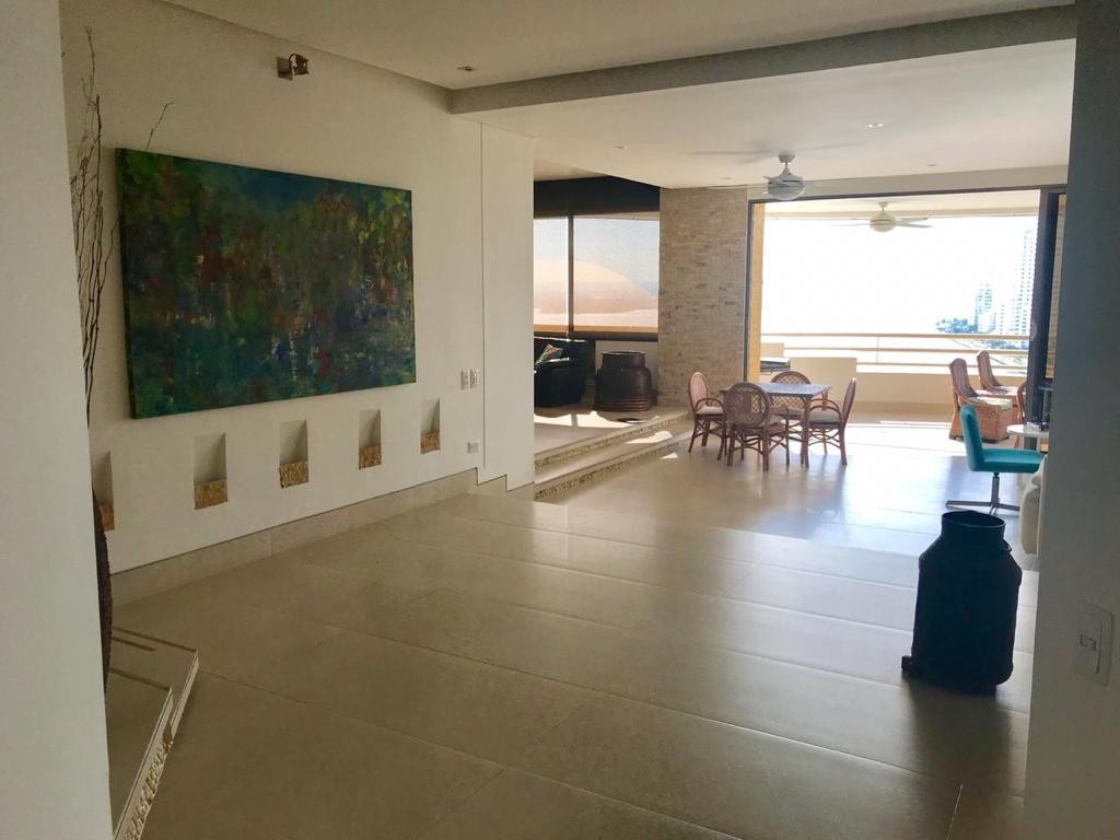 Apartamento en venta en Bocagrande, Cartagena · foto 3 de 24