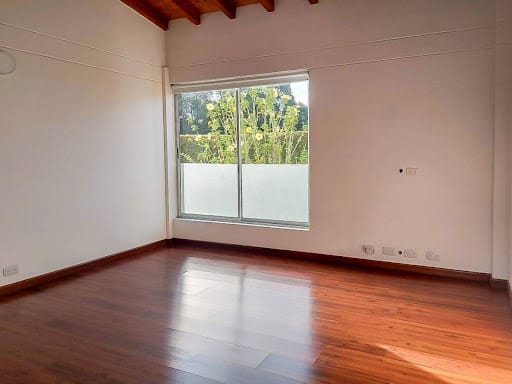 Casa de 4 alcobas en venta en Llano Grande, Rionegro, 1550 m² · foto 11 de 24