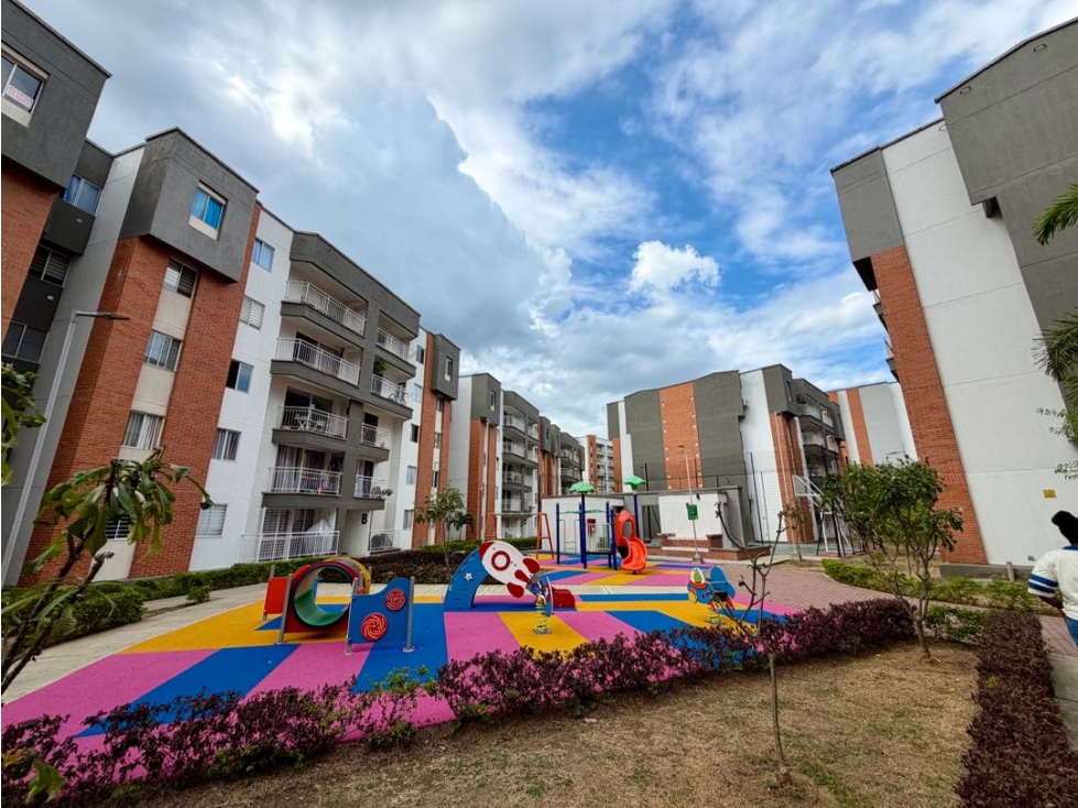 Apartamento en venta en Villa Fatima, Cali · foto 2 de 18