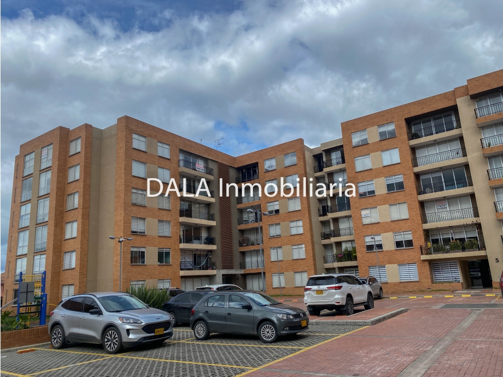 Apartamento en venta en Cn Los Arboles, Chía · foto 2 de 24