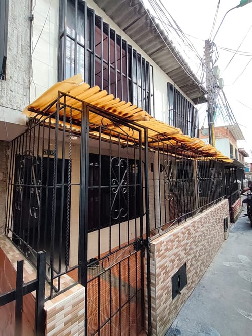 Casa de 3 alcobas en venta en Villa Del Lago, Cali, 60 m² · foto 3 de 12