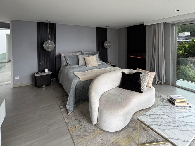 Casa de 4 alcobas en venta en El Poblado, Medellín, 630 m² · foto 11 de 19