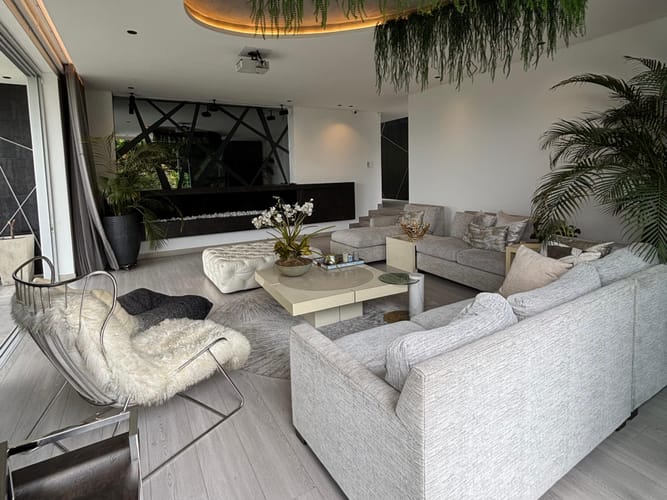 Casa de 4 alcobas en venta en El Poblado, Medellín, 630 m² · foto 13 de 19