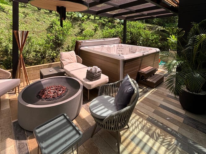 Casa de 4 alcobas en venta en El Poblado, Medellín, 630 m² · foto 18 de 19