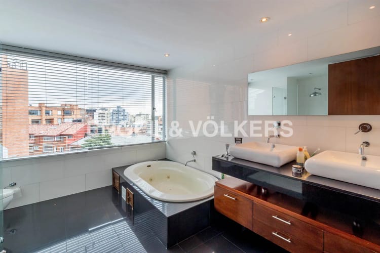 Apartamento en venta en Los Rosales, Bogotá · foto 10 de 11