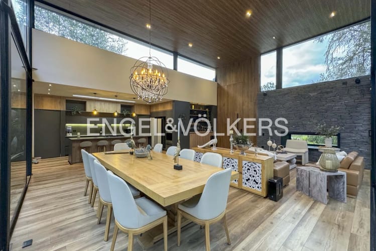 Casa de 4 alcobas en venta en Las Palmas, Medellín, 396 m² · foto 5 de 17