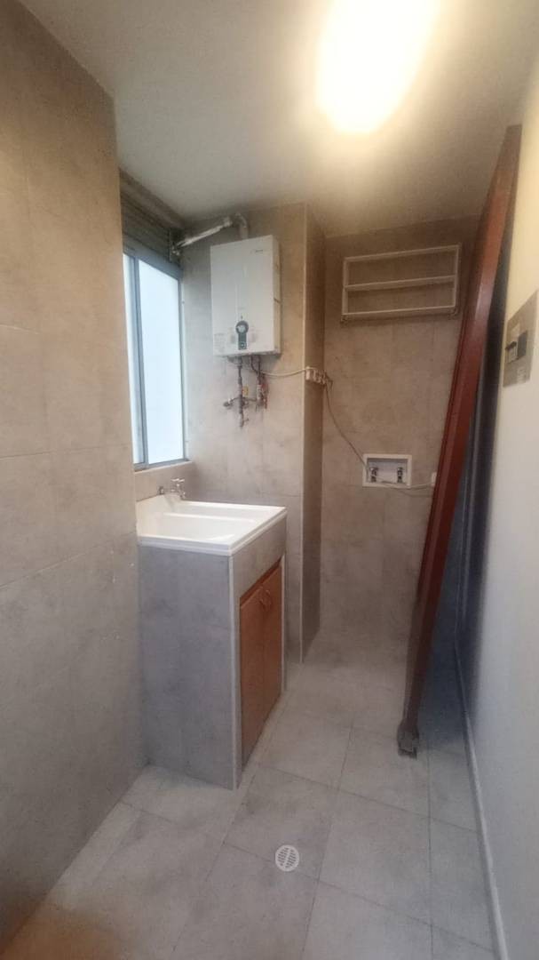 Apartamento en venta en Cedritos, Bogotá · foto 4 de 19