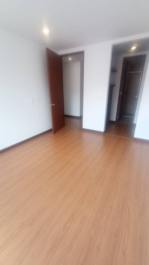 Apartamento en venta en Cedritos, Bogotá · foto 17 de 19