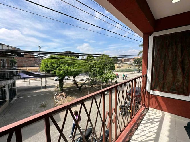 Casa de 6 alcobas en venta en La Floresta, Cali, 250 m² · foto 16 de 19