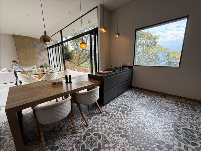 Casa de 4 alcobas en arriendo en Rincon Dapa, Yumbo, 392 m² · foto 2 de 14