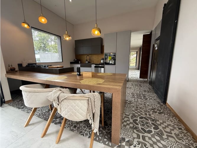 Casa de 4 alcobas en arriendo en Rincon Dapa, Yumbo, 392 m² · foto 3 de 14